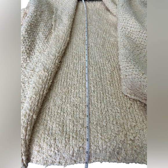 Free People Sz XS Oversized Tan Cozy Knit Teddy Fall Essential layering Cardigan - Picture 9 of 9